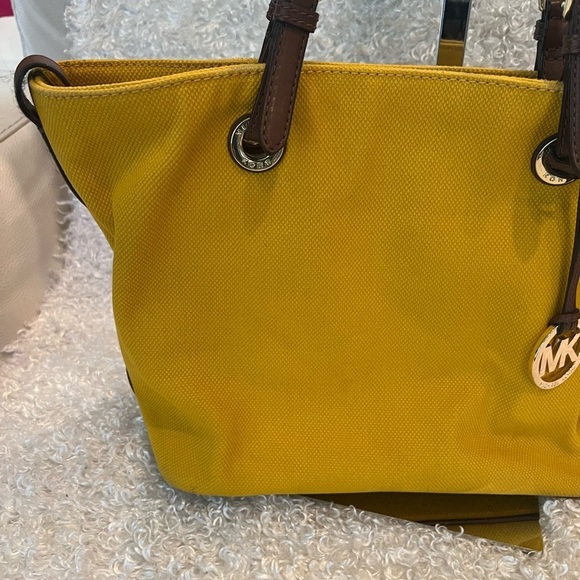Michael Kors Yellow Saffiano Tote Shoulder Bag - Picture 3 of 16